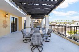Picture of 8390 SW 72Nd Ave # 609, Miami, FL 33143