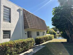 Picture of 1501 NW 90Th Way # 1501, Pembroke Pines, FL 33024
