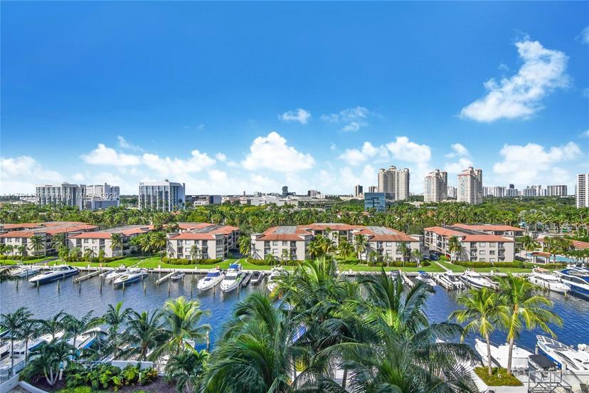 Picture of 3029 NE 188Th St # 818, Aventura FL 33180