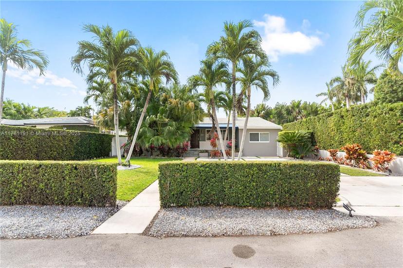 Picture of 840 NE 75Th St, Miami FL 33138
