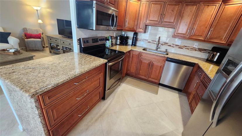 Picture of 4072 Ventnor P # 4072, Deerfield Beach FL 33442