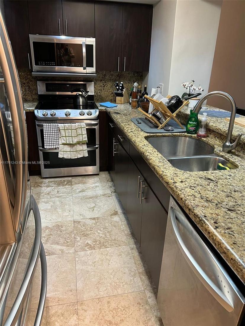 Picture of 800 N Miami Ave # 405, Miami FL 33136