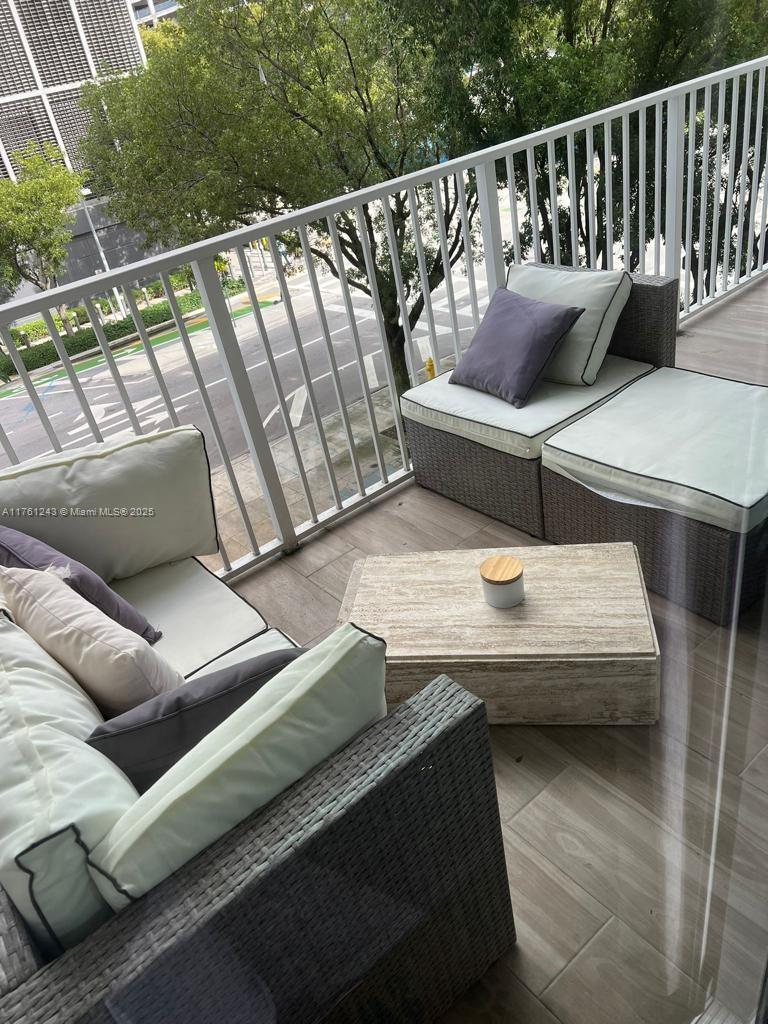 Picture of 800 N Miami Ave # 405, Miami FL 33136