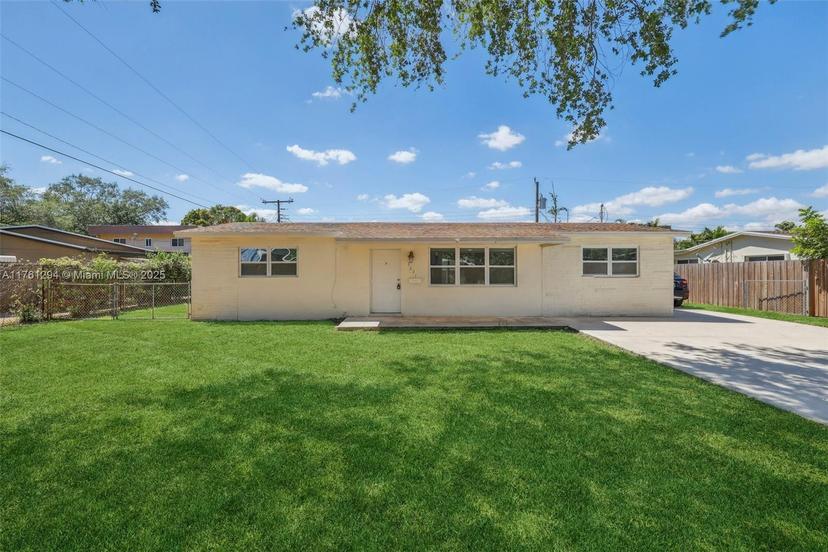 Picture of 5221 SW 90Th Ter, Cooper City FL 33328