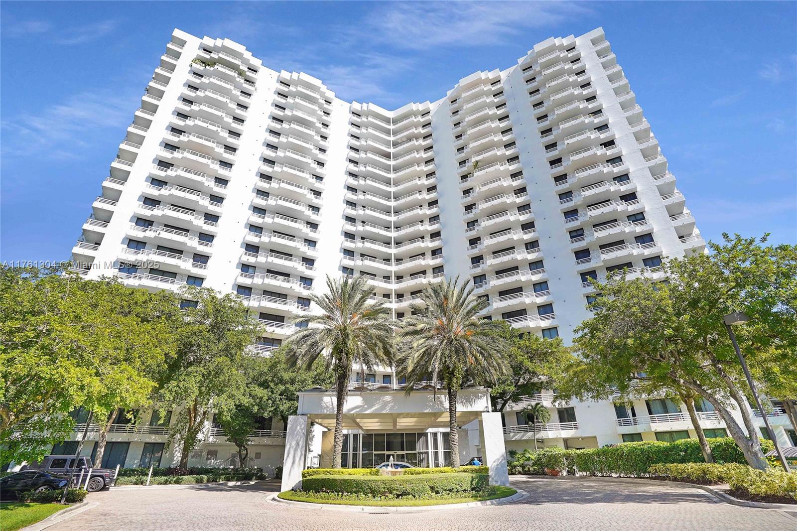 Picture of 3300 NE 191St St # 807, Aventura, FL 33180
