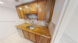Picture of 900 Bay Dr # 209, Miami Beach, FL 33141