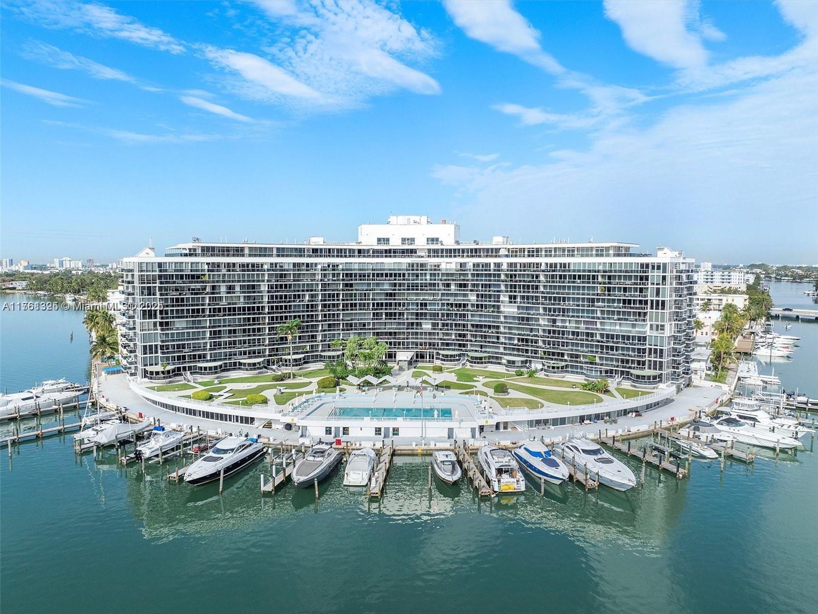 Picture of 900 Bay Dr # 209, Miami Beach, FL 33141