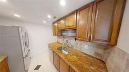 Picture of 900 Bay Dr # 209, Miami Beach, FL 33141