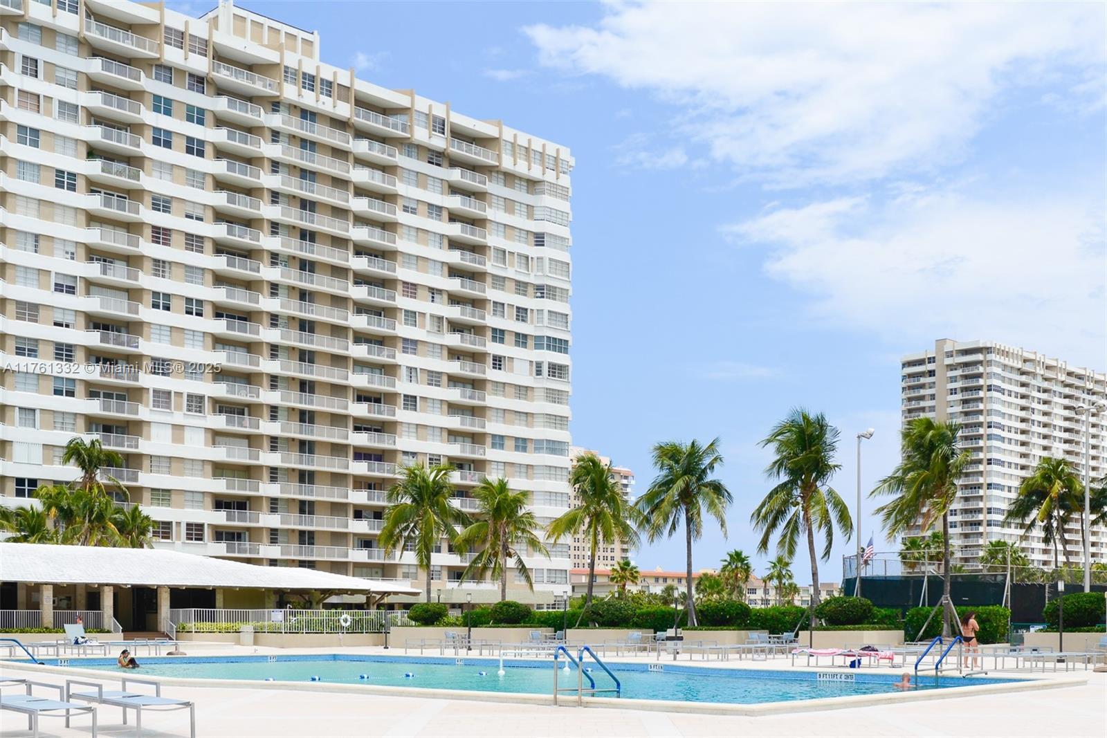 Picture of 1965 S Ocean Dr # 3P, Hallandale Beach, FL 33009