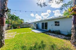 Picture of 4630 NE 5Th Ter, Oakland Park, FL 33334