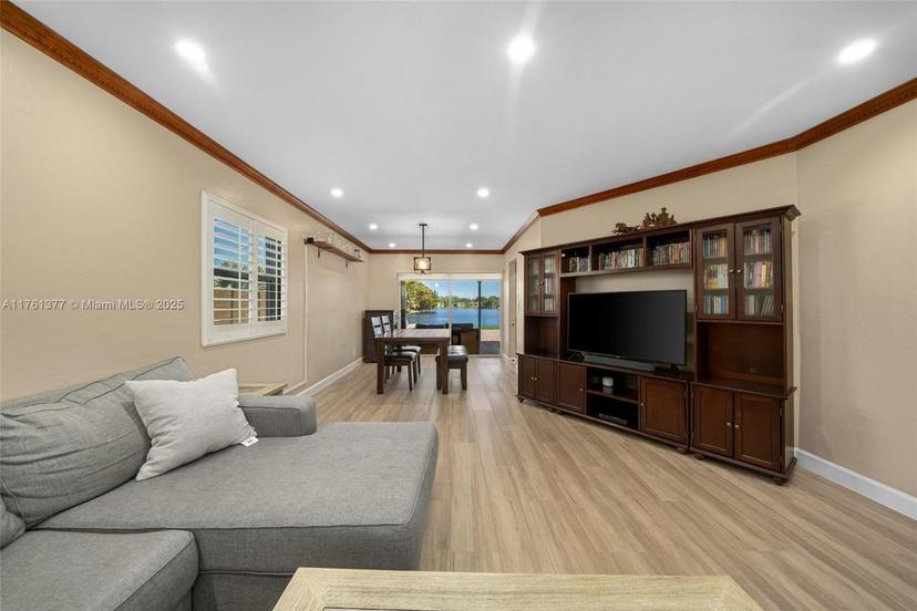 Picture of 4890 SW 104Th Ave, Cooper City FL 33328