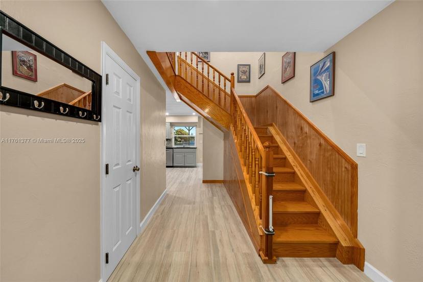 Picture of 4890 SW 104Th Ave, Cooper City FL 33328
