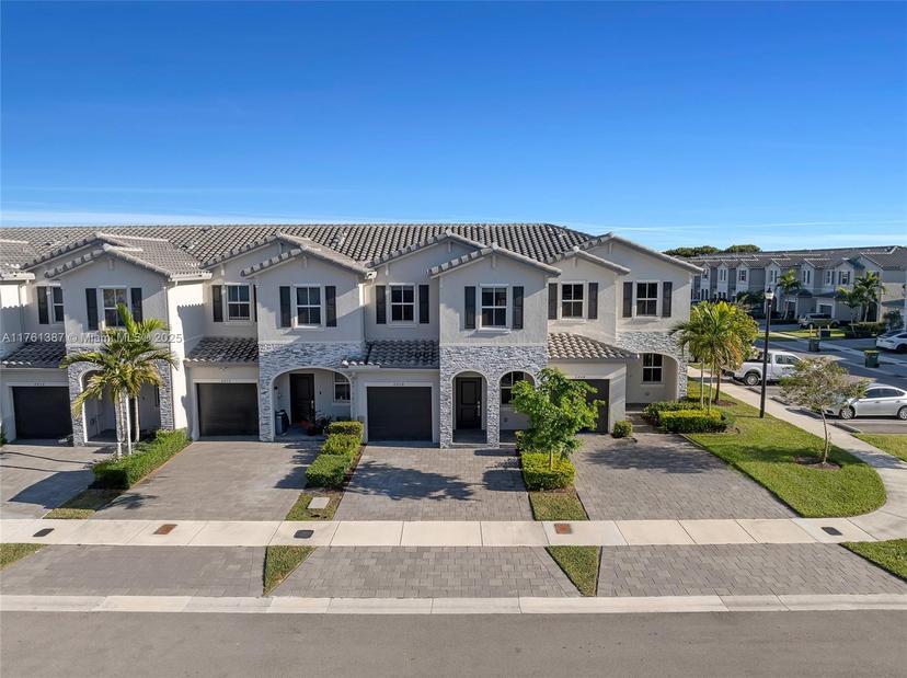 Picture of 2608 SE 11Th Ct, Homestead FL 33035