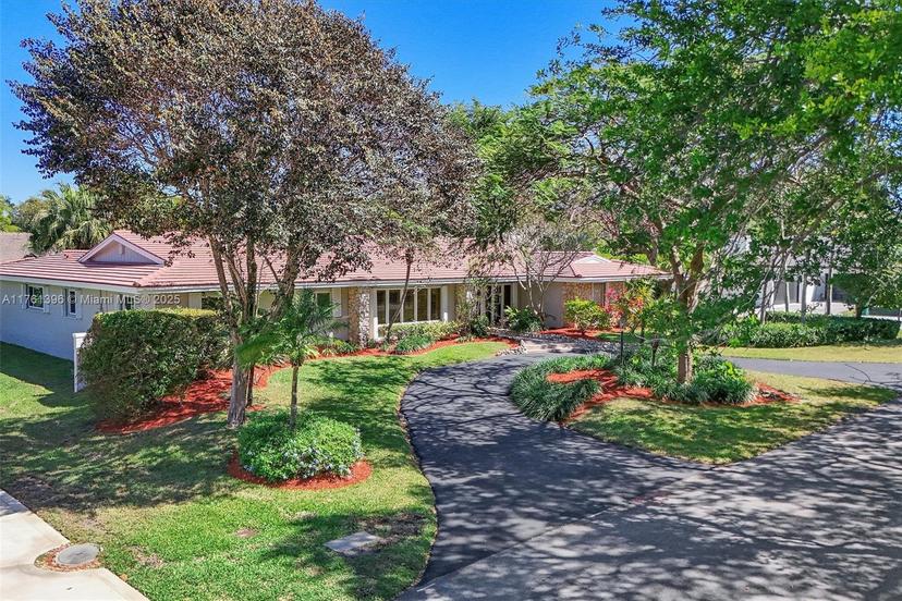 Picture of 7401 SW 145Th Ter, Palmetto Bay FL 33158