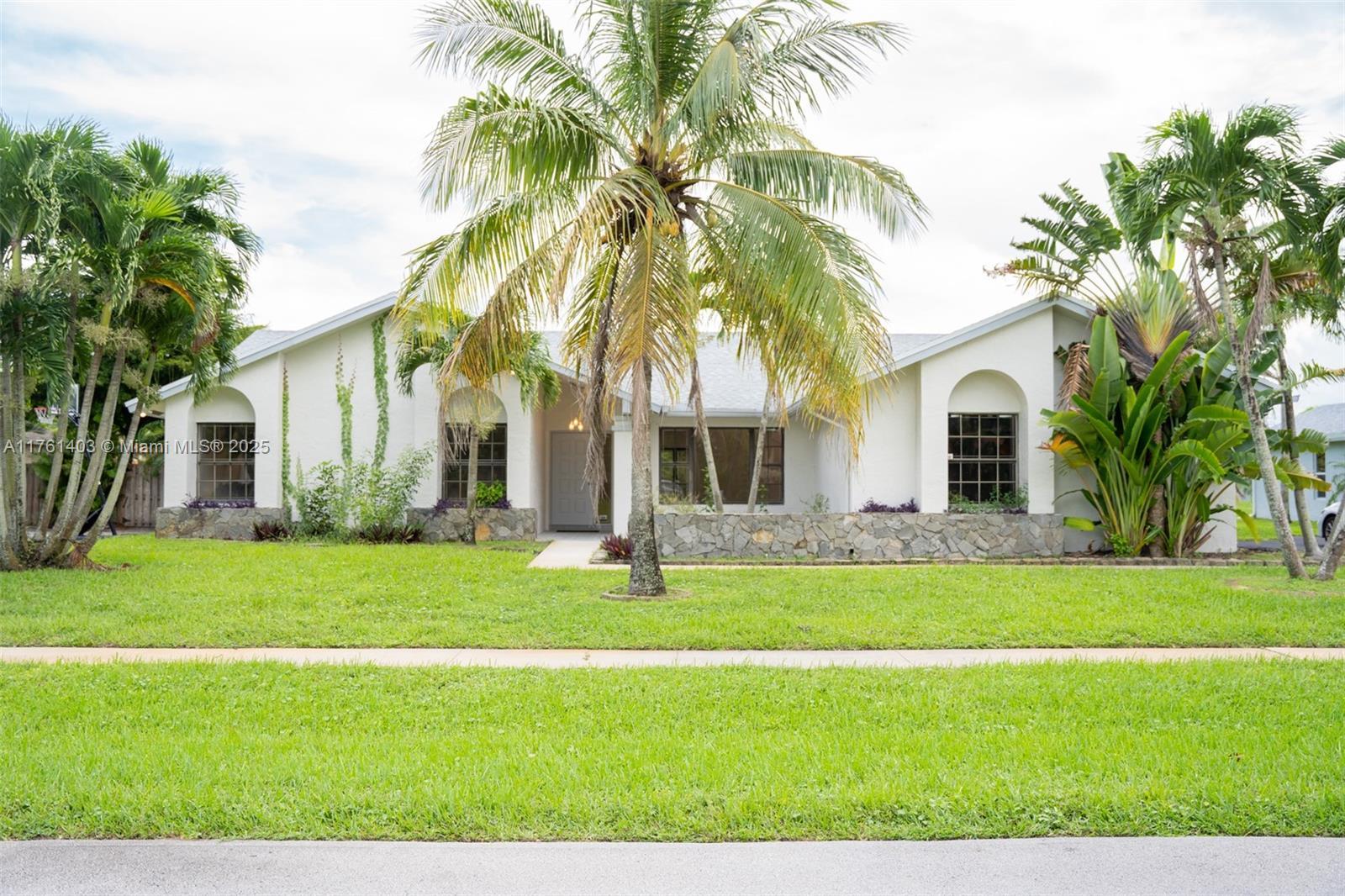 Picture of 10316 S 186Th Ct S, Boca Raton, FL 33498