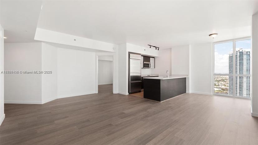 Picture of 55 SE 6Th St # 3701, Miami FL 33131