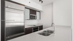 Picture of 55 SE 6Th St # 3701, Miami, FL 33131