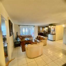Picture of 1100 Saint Charles Pl # 717, Pembroke Pines, FL 33026