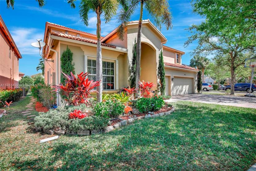 Picture of 19151 N Hibiscus St, Weston FL 33332