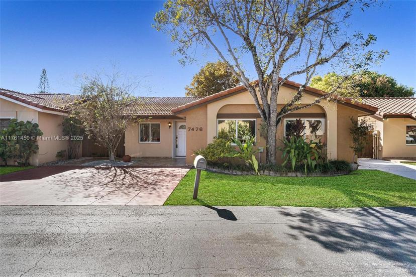Picture of 7476 SW 112Th Pl, Miami FL 33173