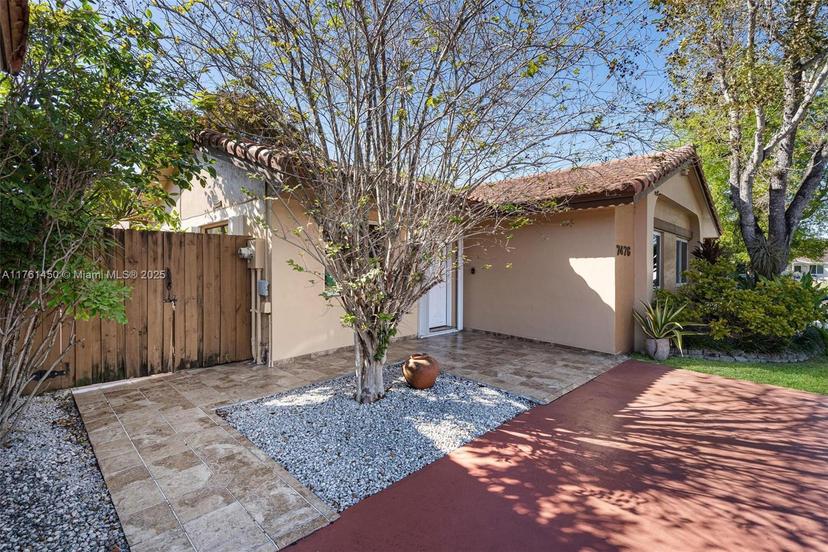 Picture of 7476 SW 112Th Pl, Miami FL 33173