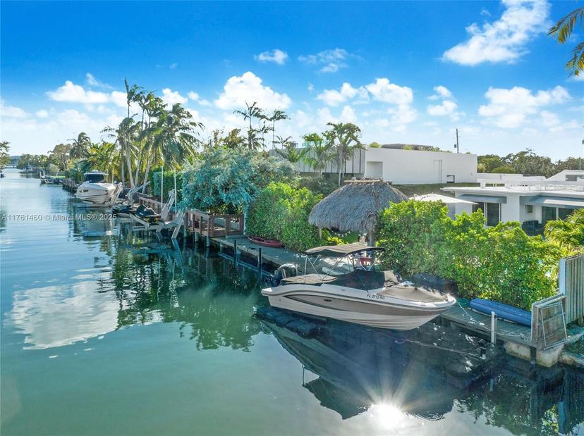Picture of 8071 Noremac Ave, Miami Beach FL 33141