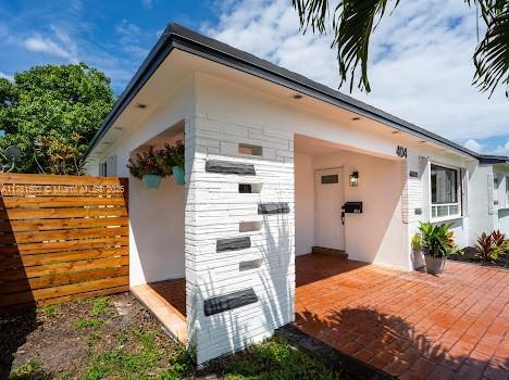 Picture of 404 SW 4Th Ter, Hallandale Beach FL 33009