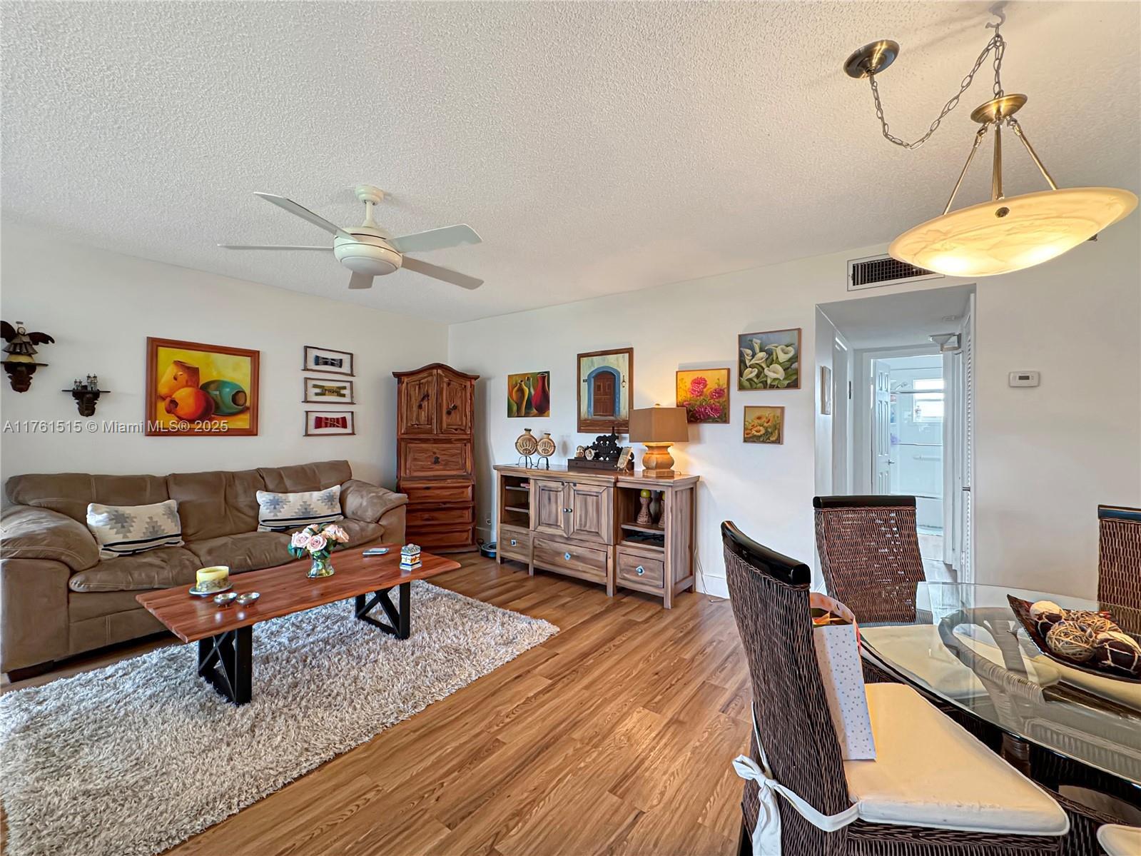 Picture of 5300 Washington St # O224, Hollywood, FL 33021