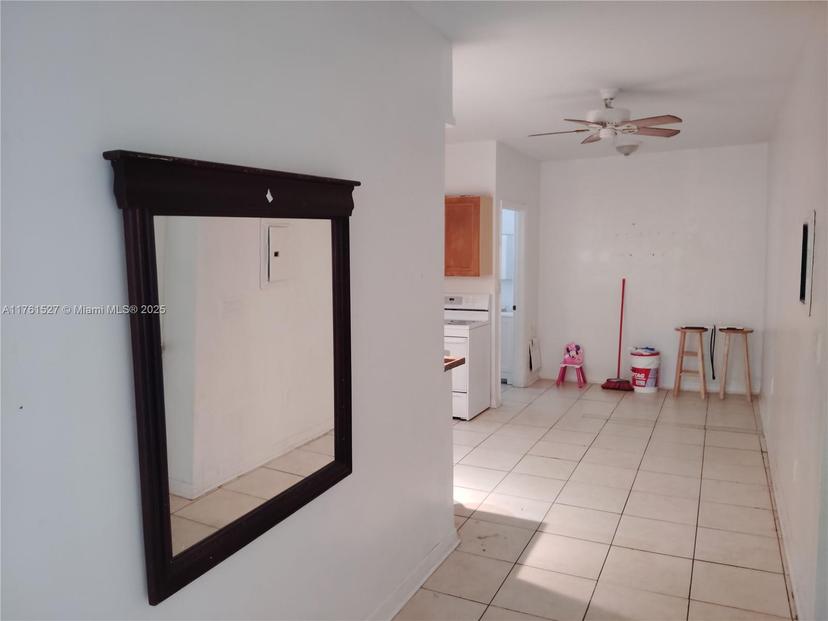 Picture of 1021 NW 3Rd St # 305, Miami FL 33128