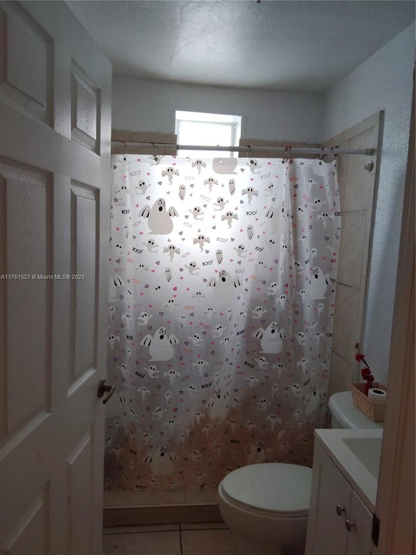 Picture of 1021 NW 3Rd St # 305, Miami FL 33128