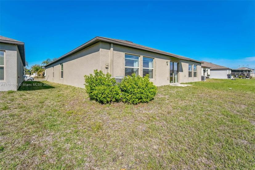 Picture of 1854 Silver Star Place, Other City - In The State Of Florida FL 33570
