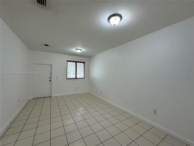 Picture of 1663 SE 27Th Dr # 103, Homestead FL 33035