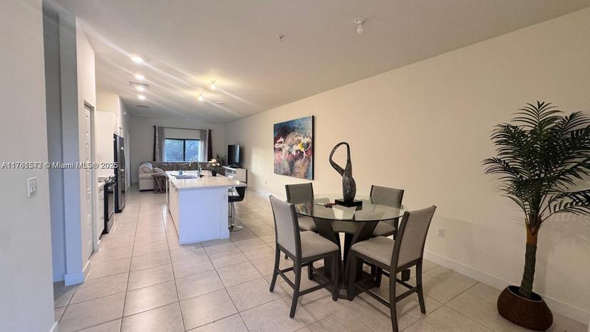 Picture of 8045 NW 104Th Ave # 21, Doral FL 33178