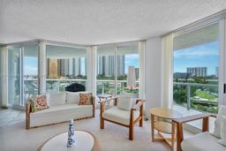 Picture of 16400 Collins Ave # 544, Sunny Isles Beach, FL 33160