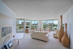 Picture of 16400 Collins Ave # 544, Sunny Isles Beach, FL 33160
