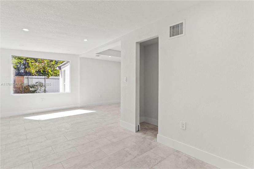 Picture of 8000 NW 11Th Ave, Miami FL 33150
