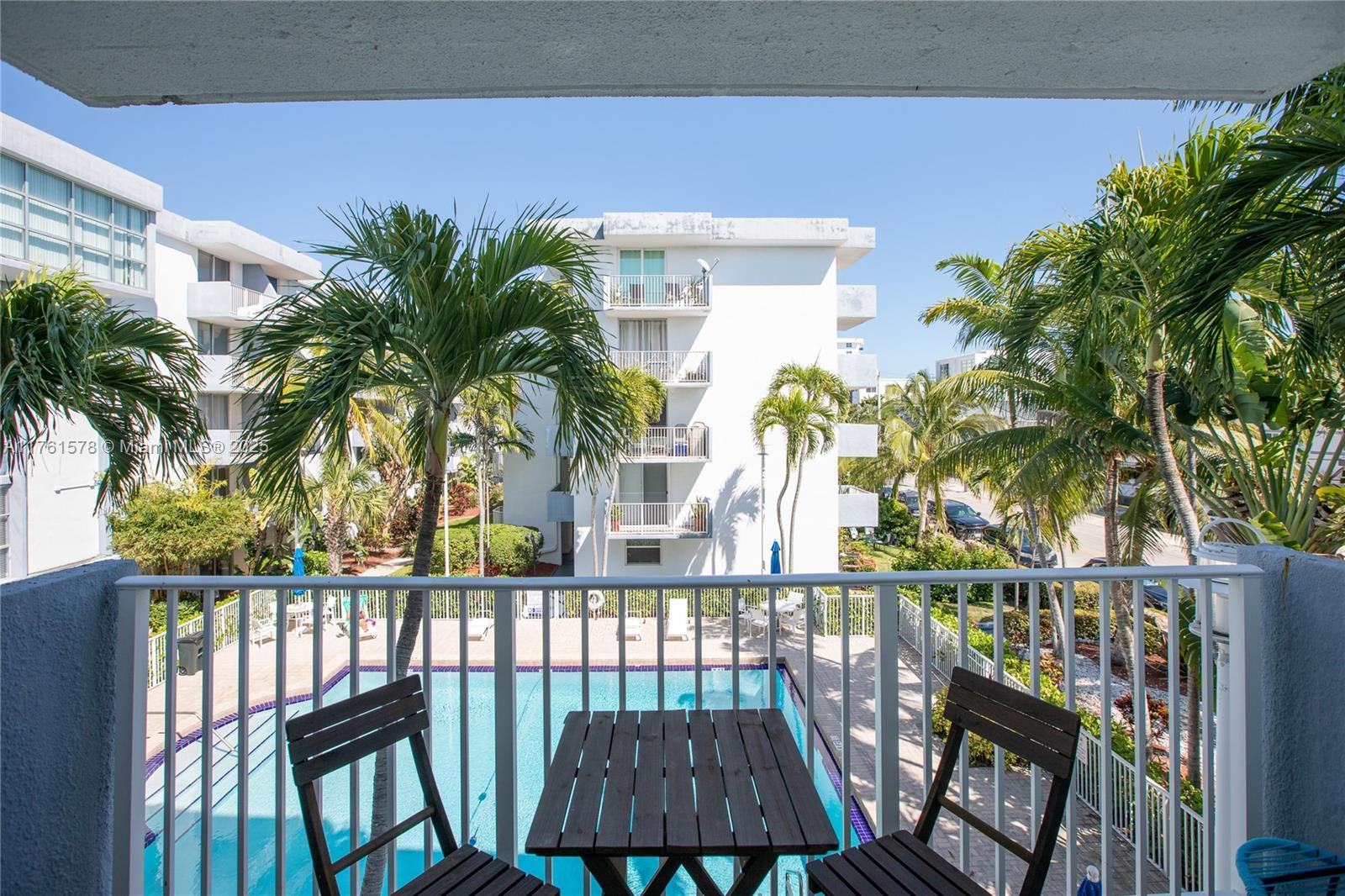 Picture of 1801 S Treasure Dr # 321, North Bay Village, FL 33141