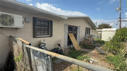 Picture of 3261 NW 177Th Ter, Miami Gardens, FL 33056
