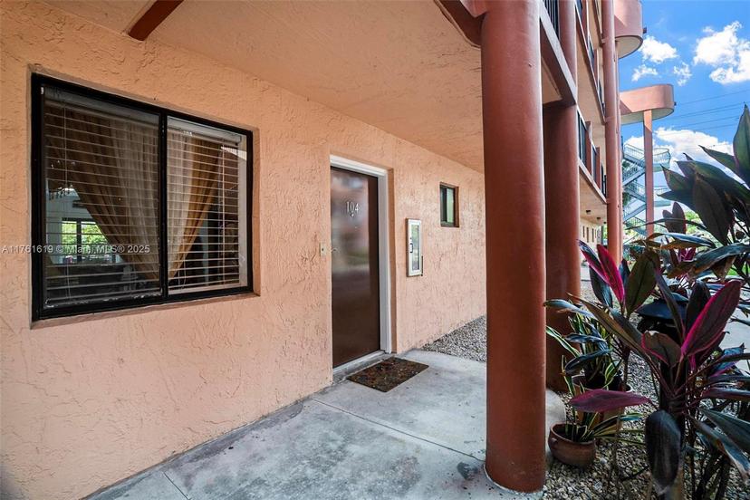 Picture of 5350 W 21St Ct # 104, Hialeah FL 33016