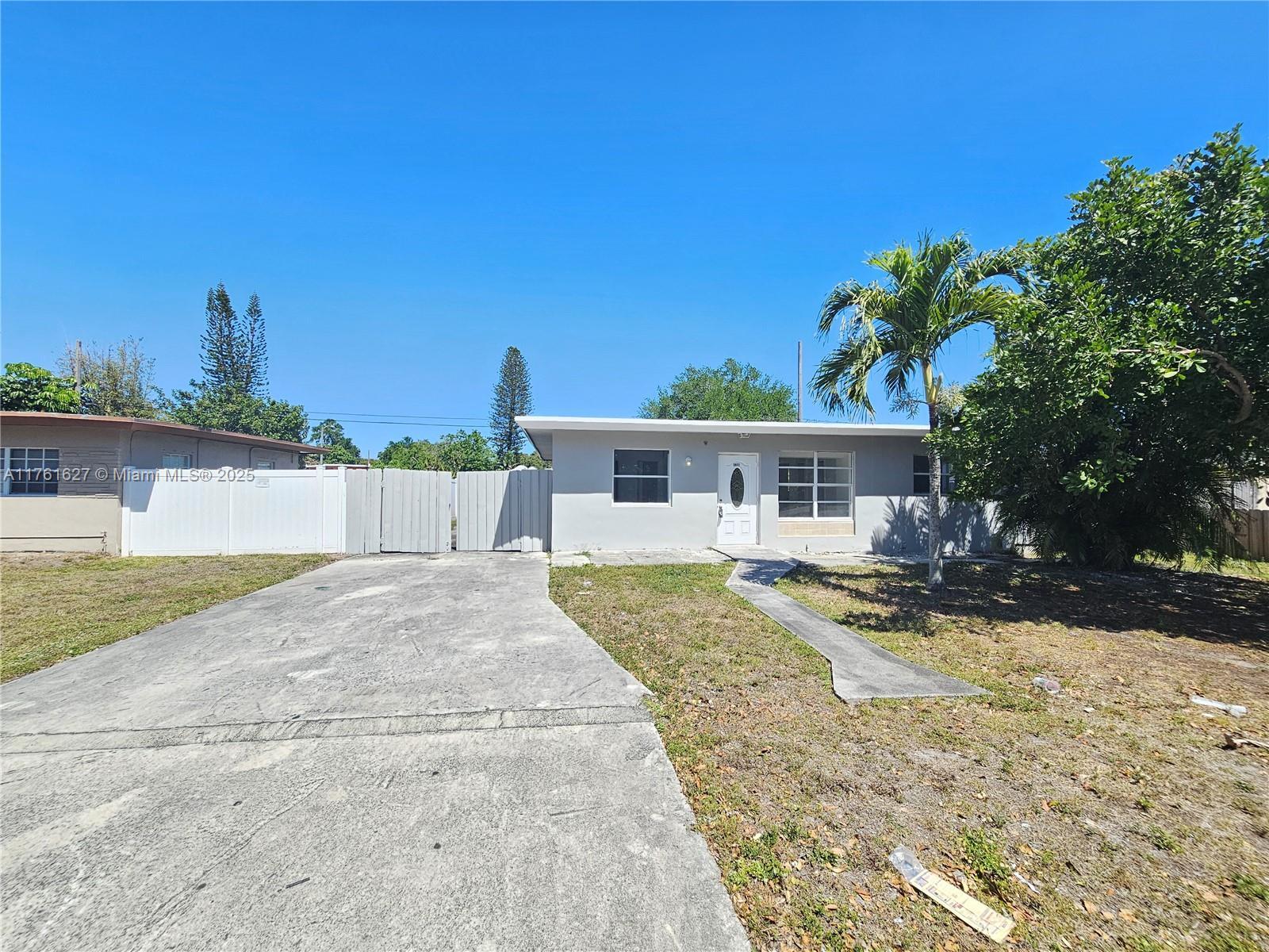 Picture of 5621 Cleveland St, Hollywood, FL 33021