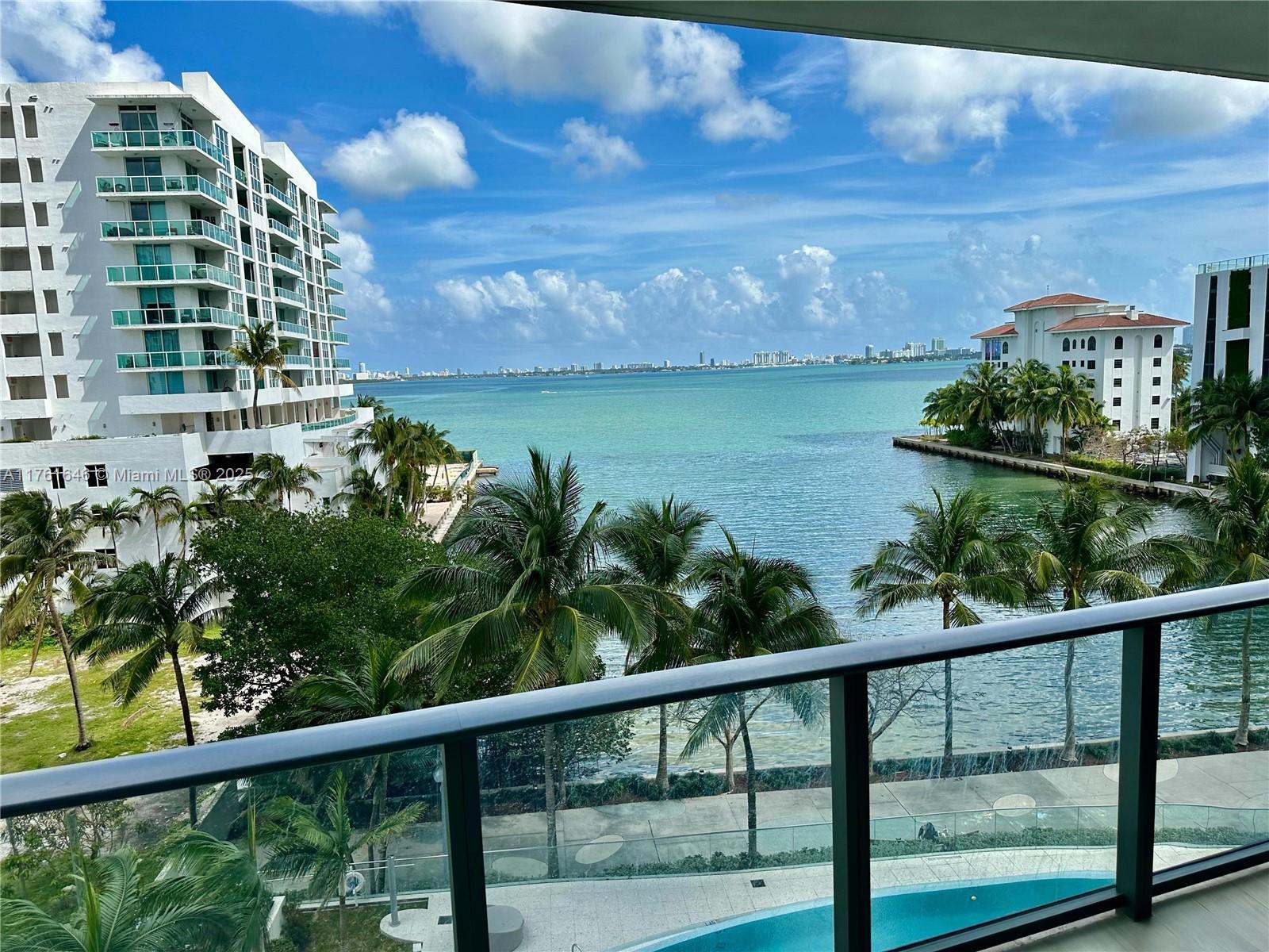 Picture of 460 NE 28Th St # 401, Miami, FL 33137