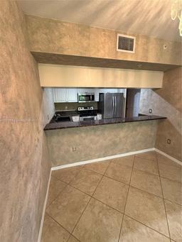 Picture of 6328 W Sample Rd # 6328, Coral Springs, FL 33067