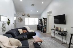 Picture of 9203 NW 9Th Ct, Plantation, FL 33324