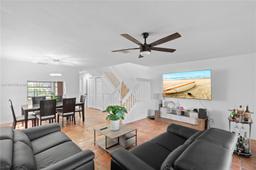 Picture of 10500 NW 6Th St # 10500, Pembroke Pines, FL 33026
