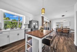 Picture of 215 NE 121St Ter, North Miami, FL 33161