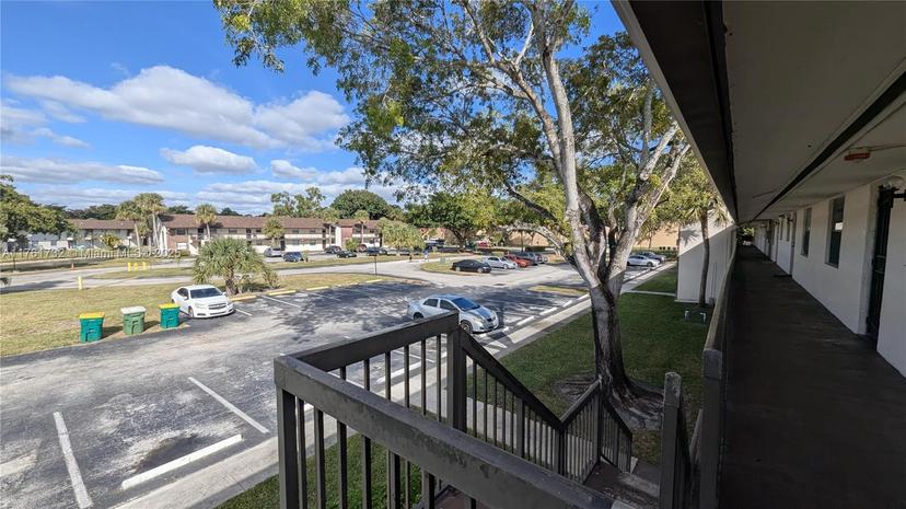 Picture of 6001 Shakerwood Cir # 205, Tamarac FL 33319