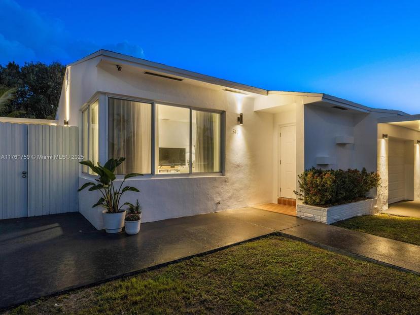 Picture of 340 NW 119Th St, Miami FL 33168