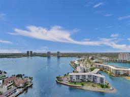 Picture of 1000 W Island Blvd # 2606, Aventura, FL 33160