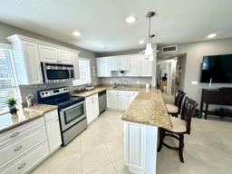 Picture of 31 Harwood B # 31, Deerfield Beach, FL 33442