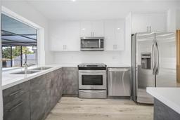 Picture of 2001 NW 33Rd St, Oakland Park, FL 33309